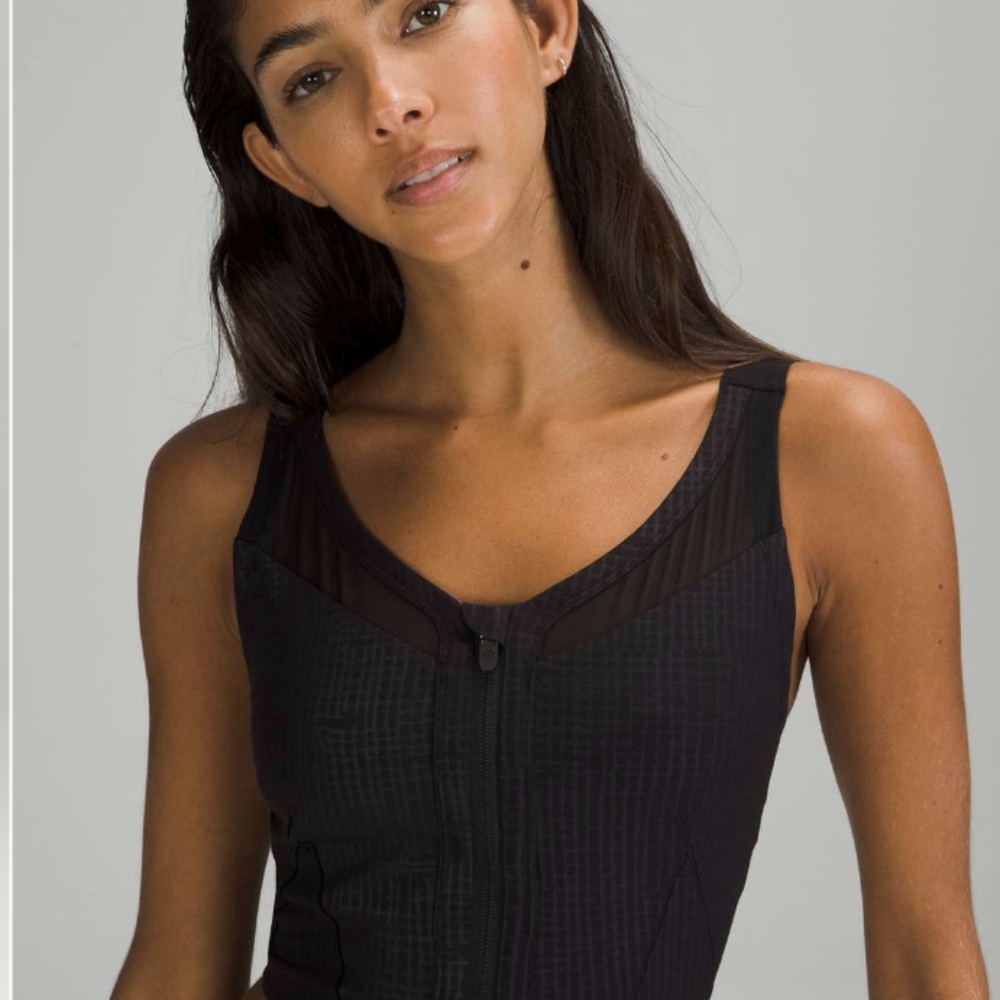 Lululemon Labs Zip Front Bra
